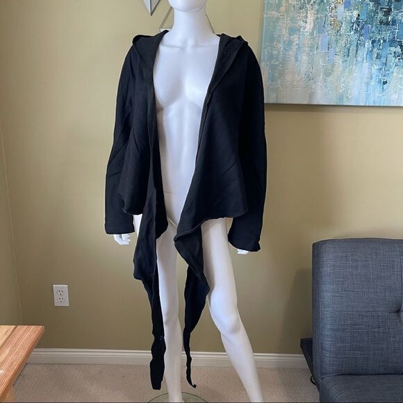 Black Bell Sleeve Wrap Hoodie - Picture 4 of 7